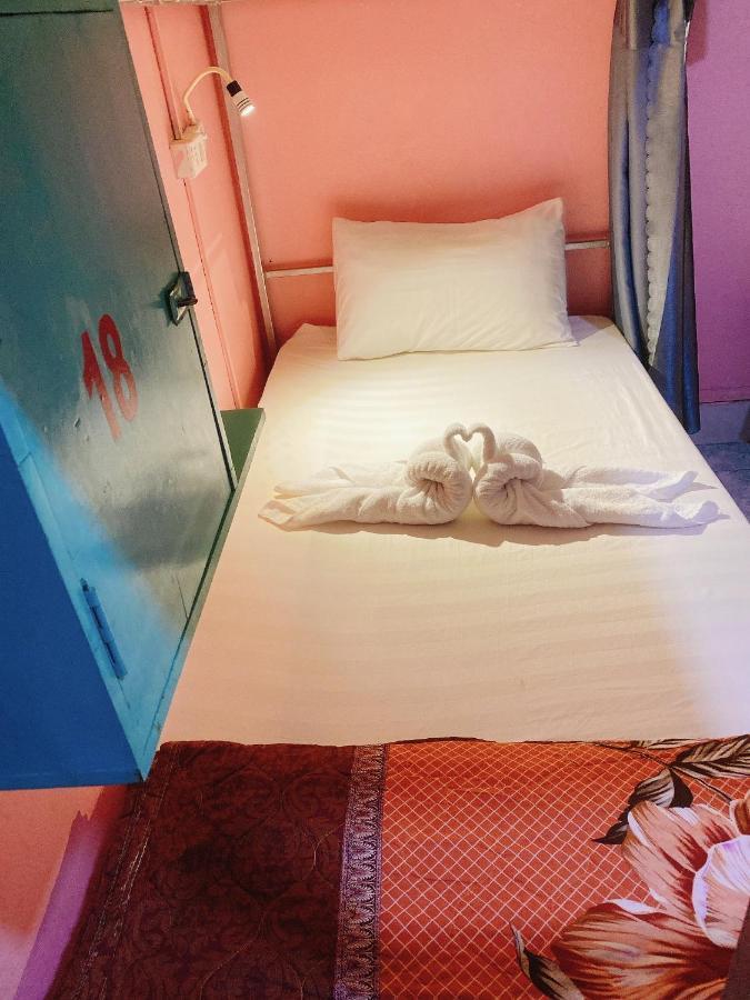 ダウンタウン バックパッカーズ ホステル ルアンパバーン エクステリア 写真